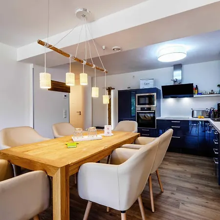 Prora - Moin Daire *